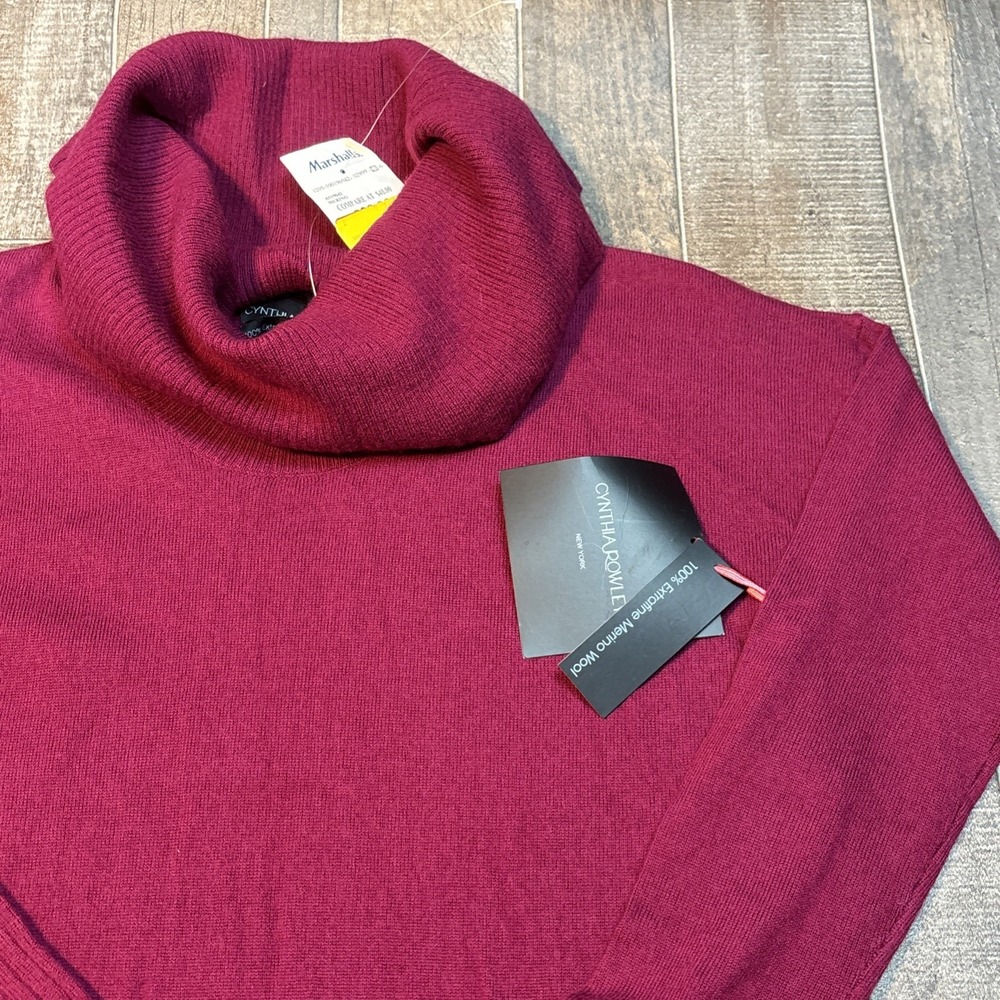 Cynthia Rowley 100% Extra Fine Merino Wool Sweater Women's XS‎ NWT Burgundy